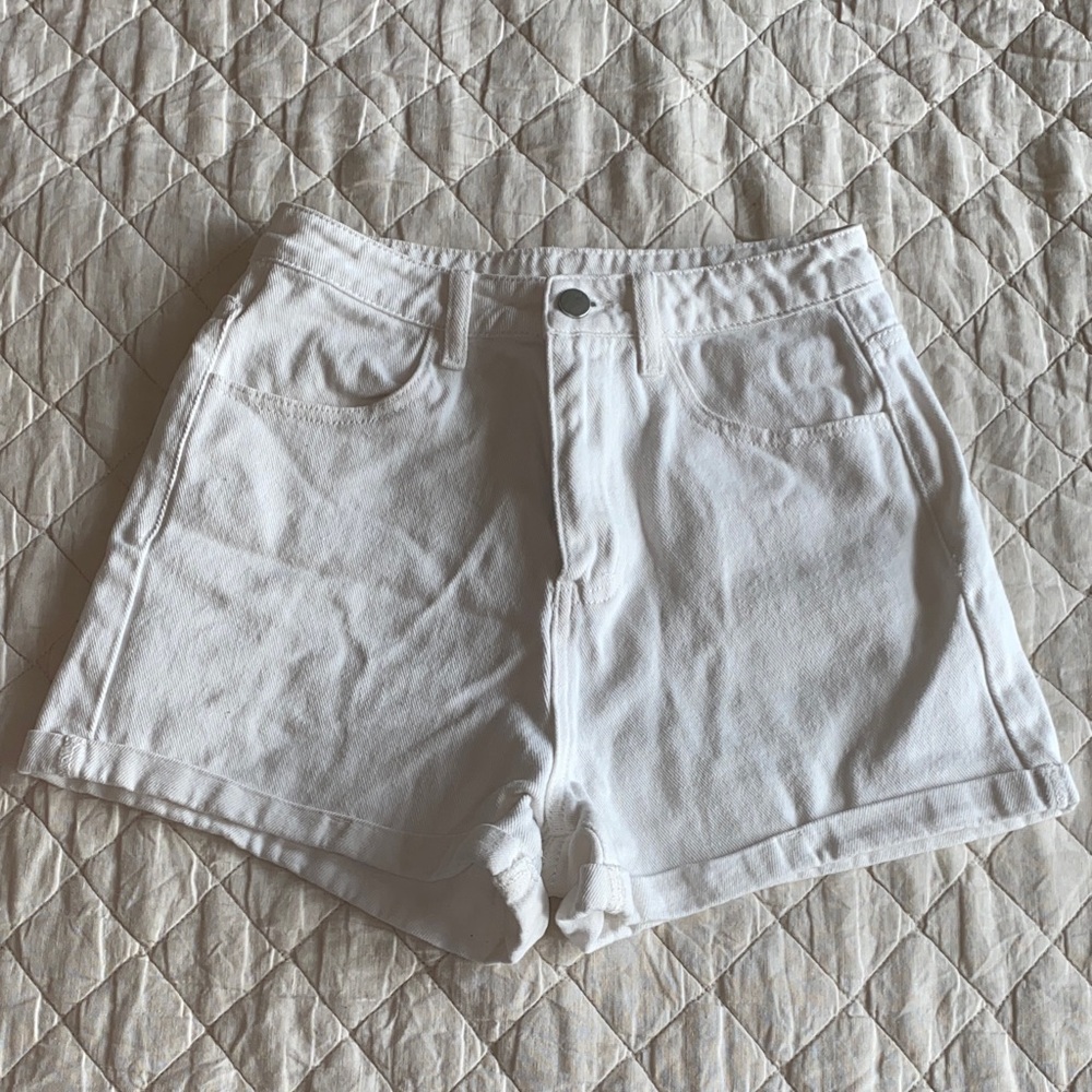 100% cotton Classic White Denim Shorts